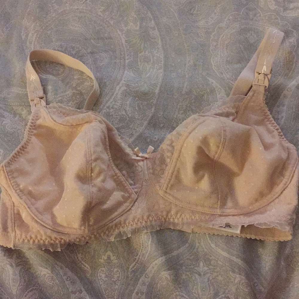 Pretty nursing Bra